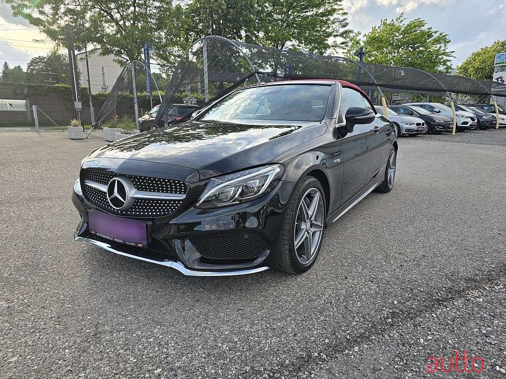 2017' Mercedes-Benz C-Klasse photo #2