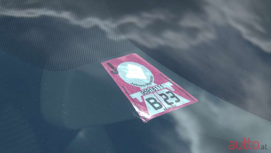 2017' Renault Talisman photo #5