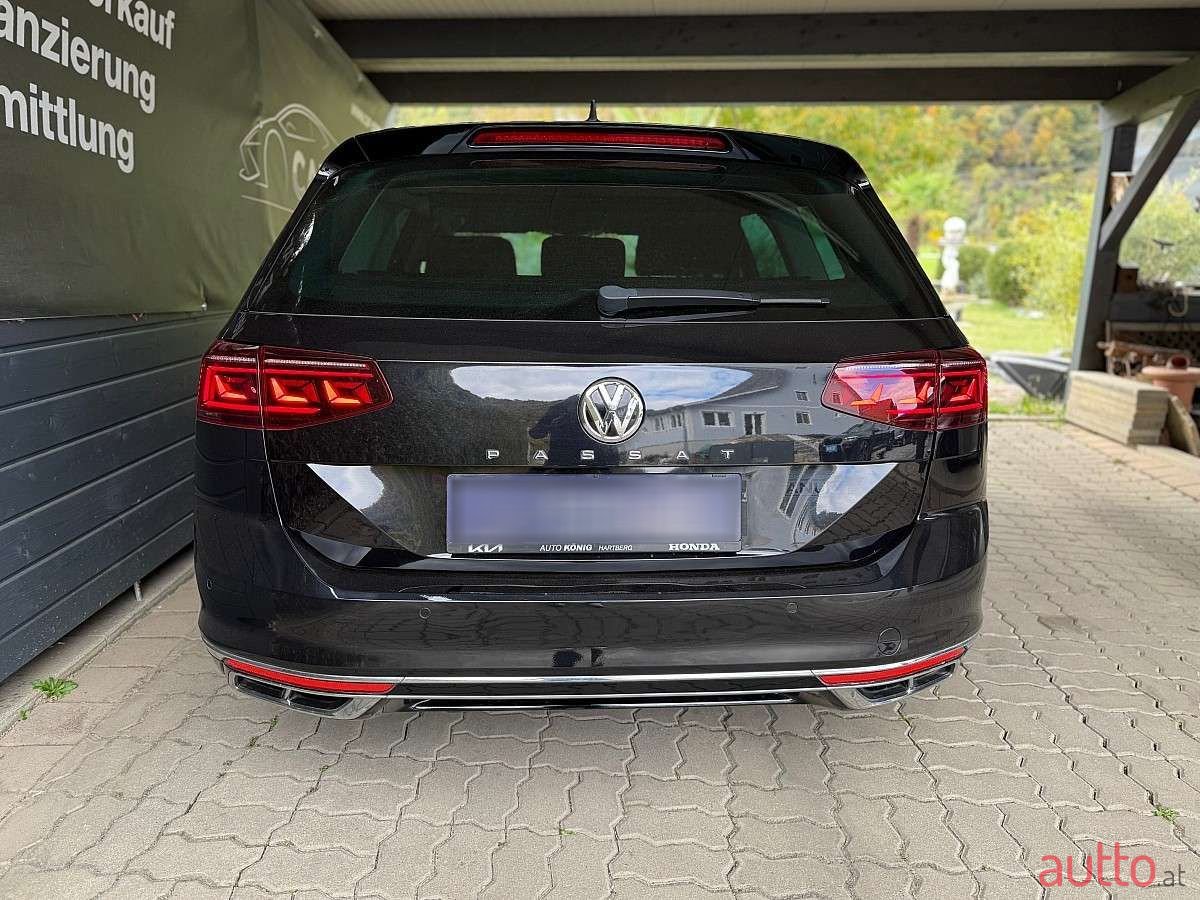 2020' Volkswagen Passat photo #6