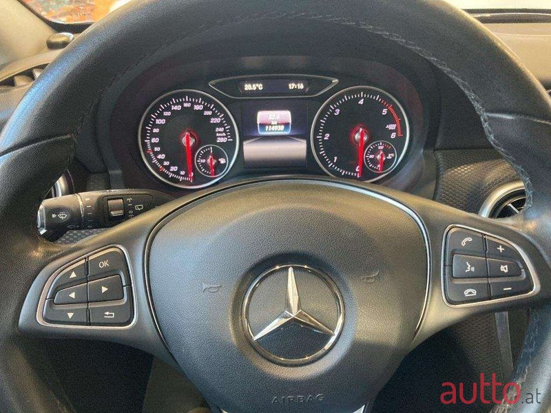 2017' Mercedes-Benz A-Klasse photo #4