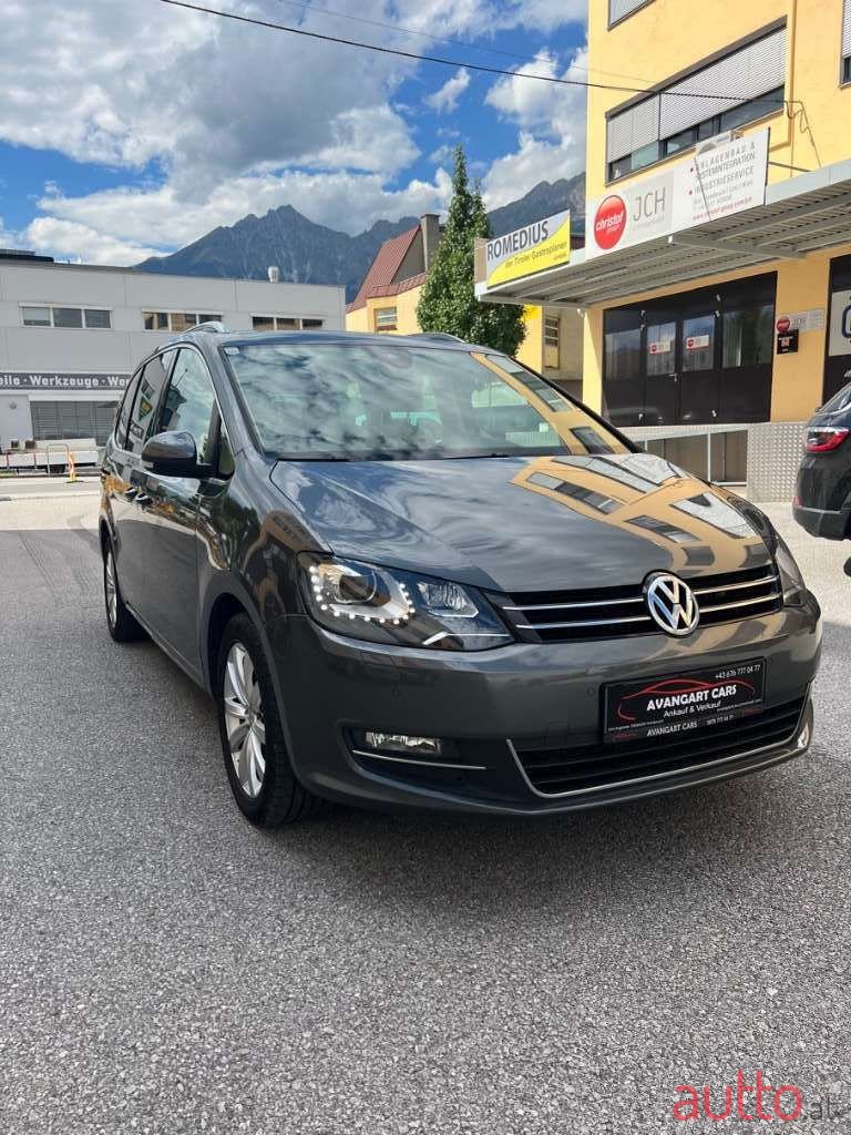 2012' Volkswagen Sharan photo #4