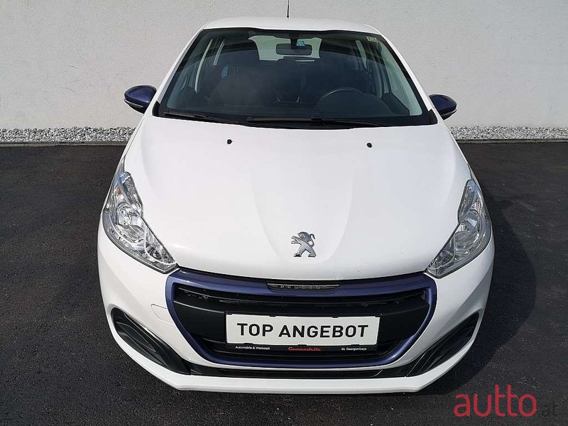 2015' Peugeot 208 photo #6