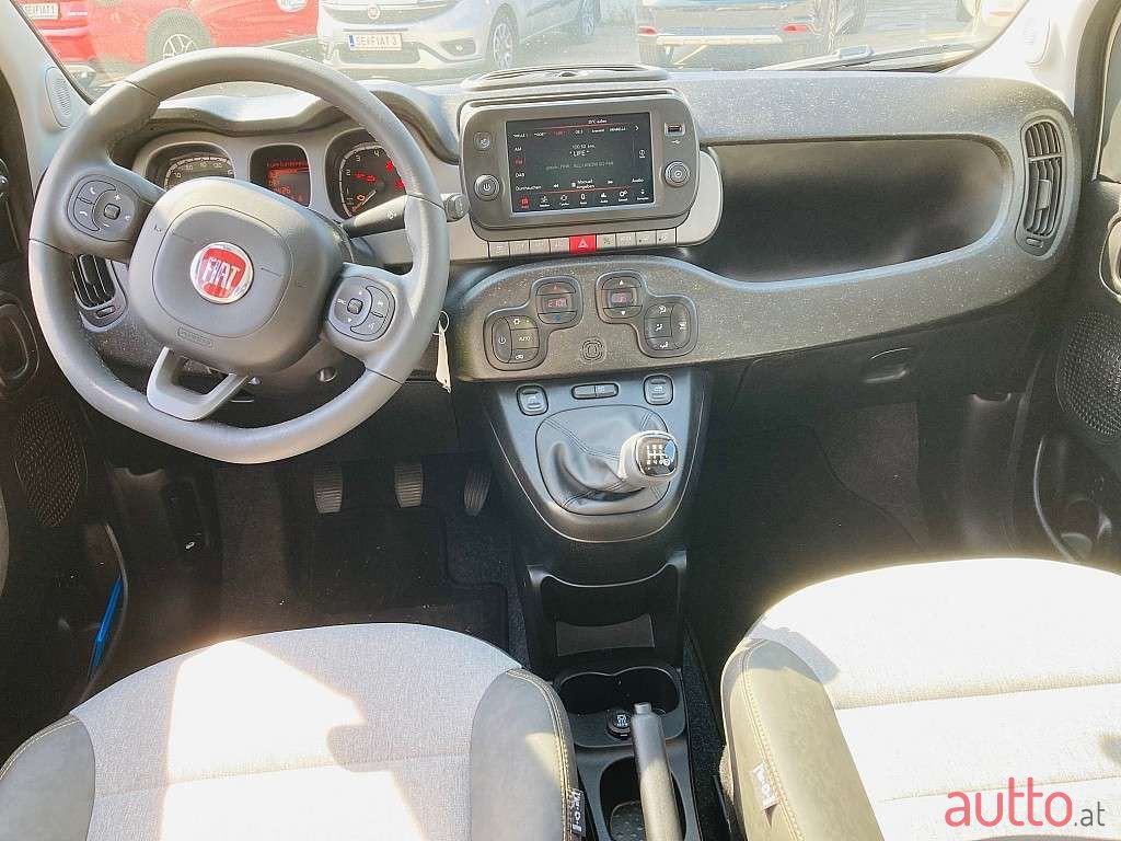 2022' Fiat Panda photo #6