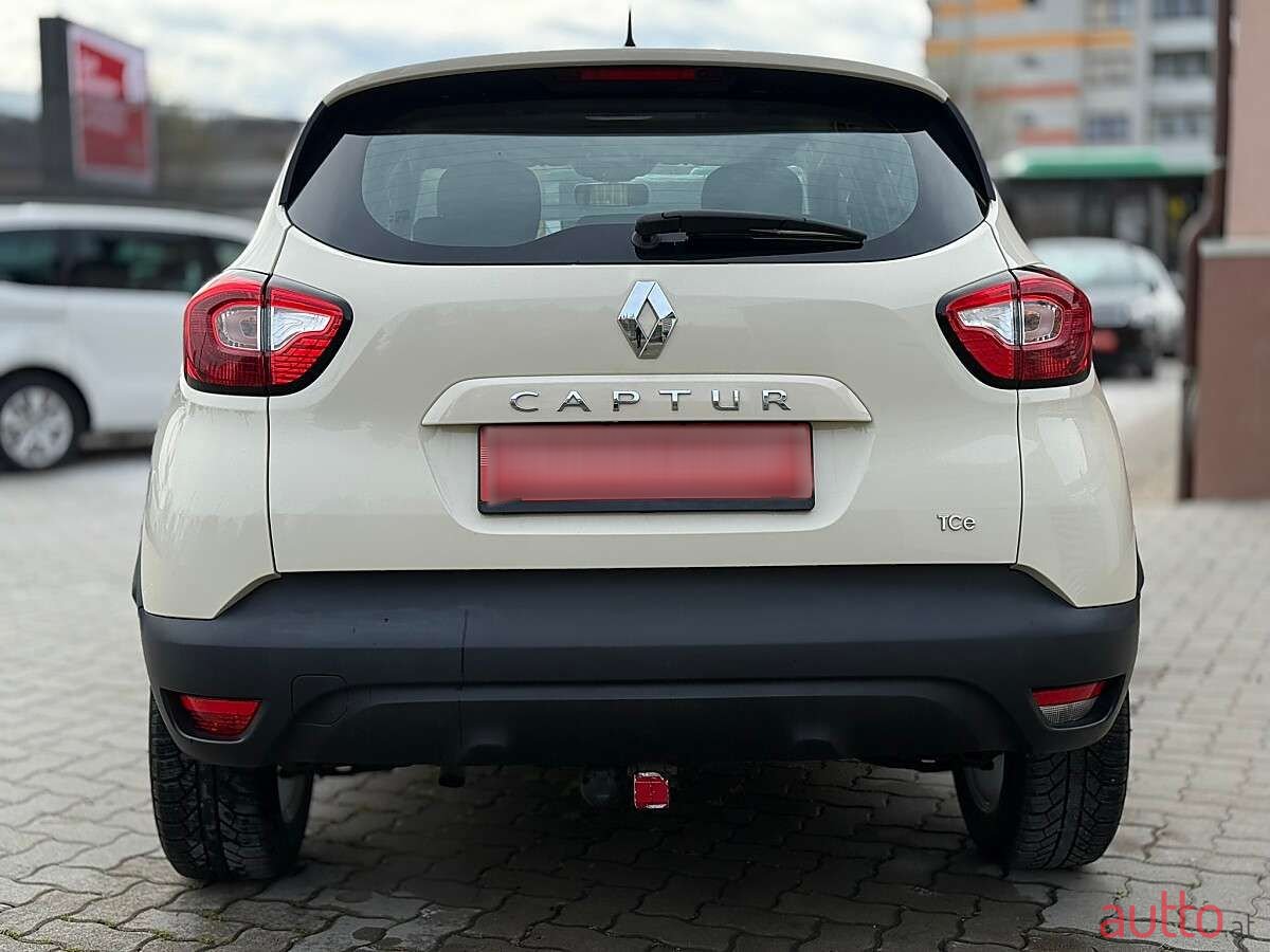 2016' Renault Captur photo #4