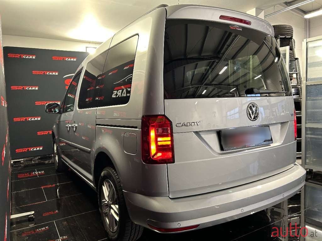 2018' Volkswagen Caddy photo #5