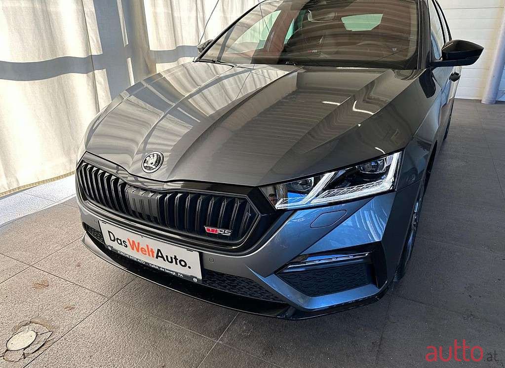2022' Skoda Octavia photo #2