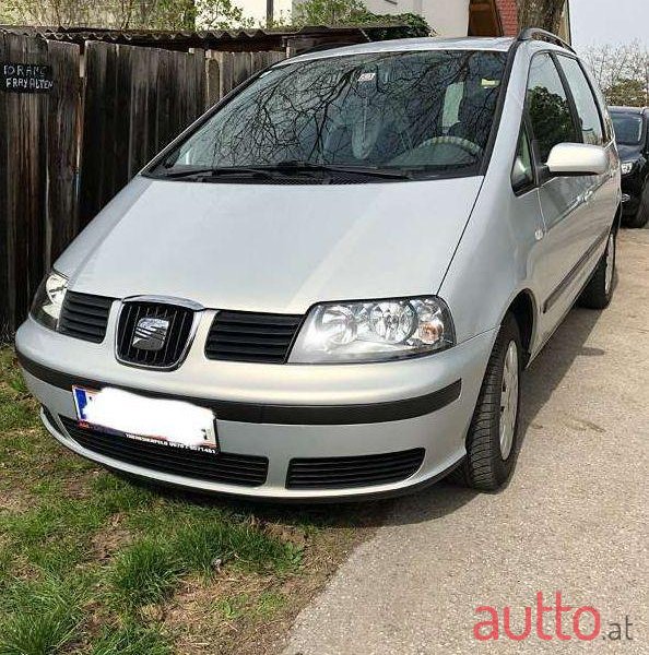 2001' SEAT Alhambra photo #1