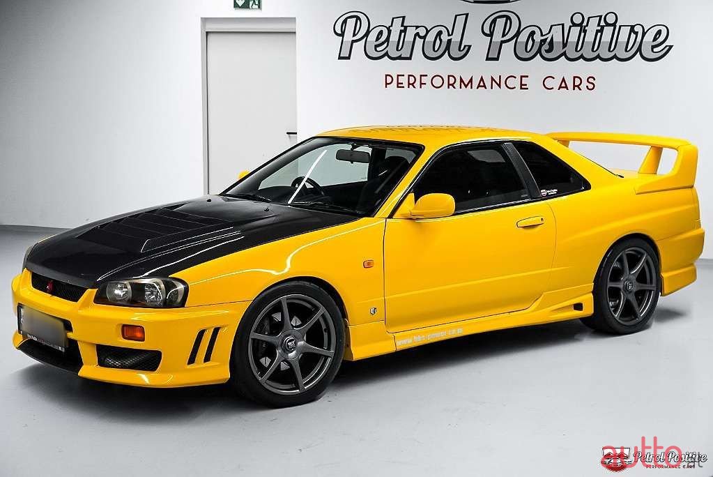 1999' Nissan Skyline photo #2