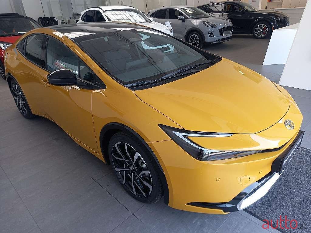 2023' Toyota Prius photo #5