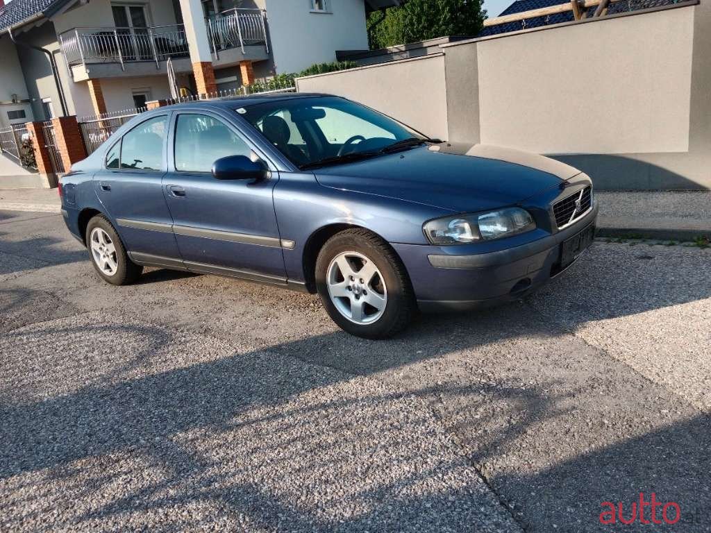 2002' Volvo S60 photo #4