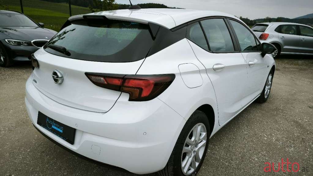 2021' Opel Astra photo #6