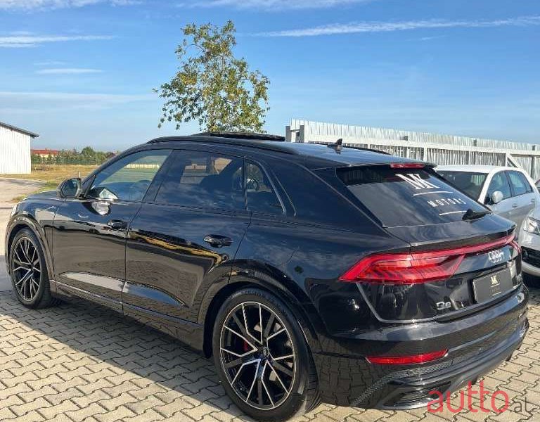 2018' Audi Q8 photo #6