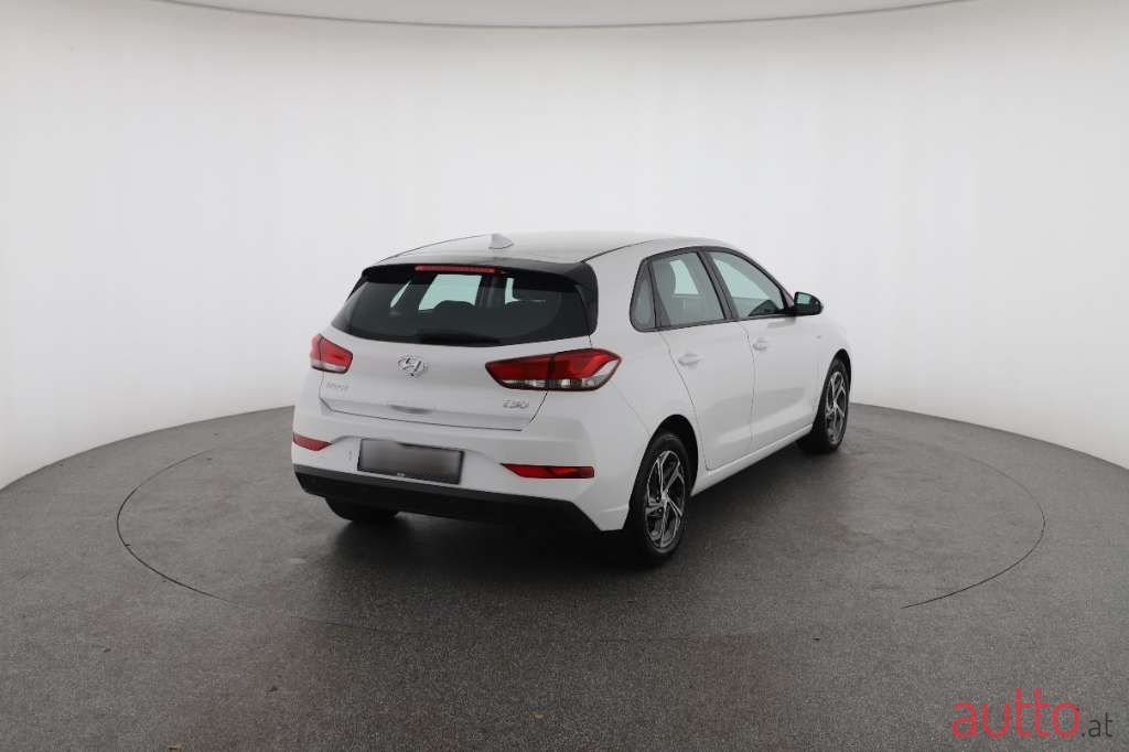 2023' Hyundai i30 photo #5