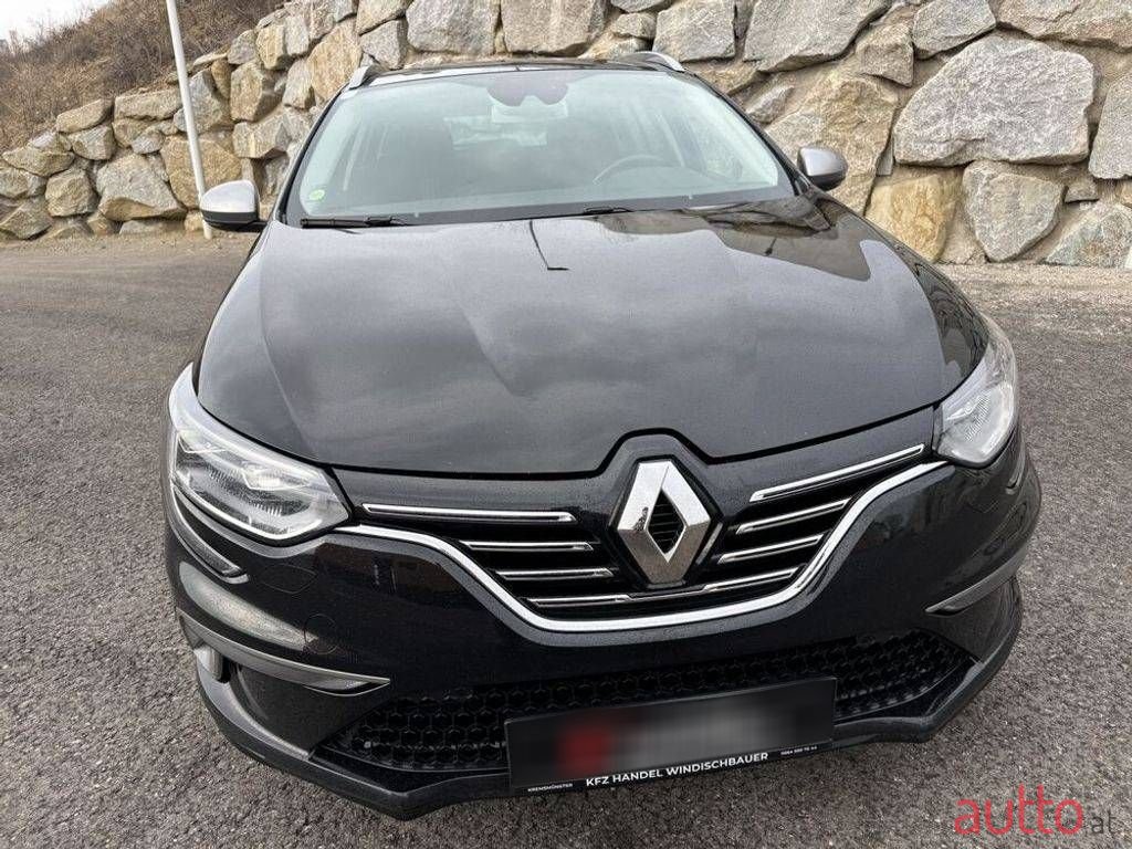 2019' Renault Megane photo #4