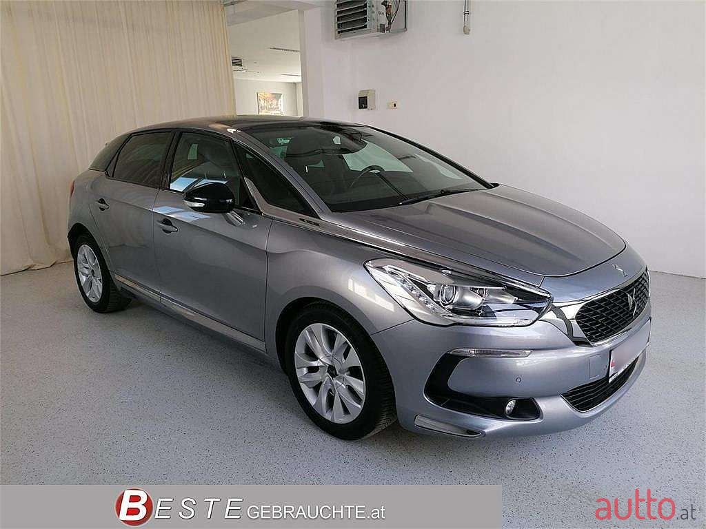 2016' Citroen DS5 photo #2