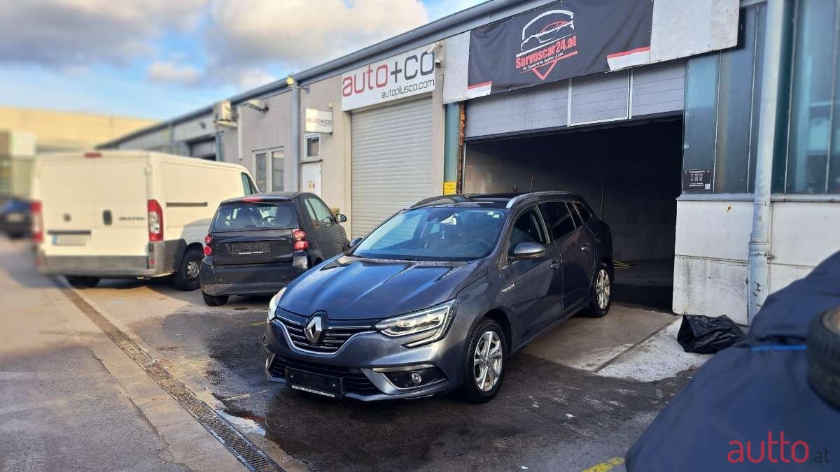2018' Renault Megane photo #2
