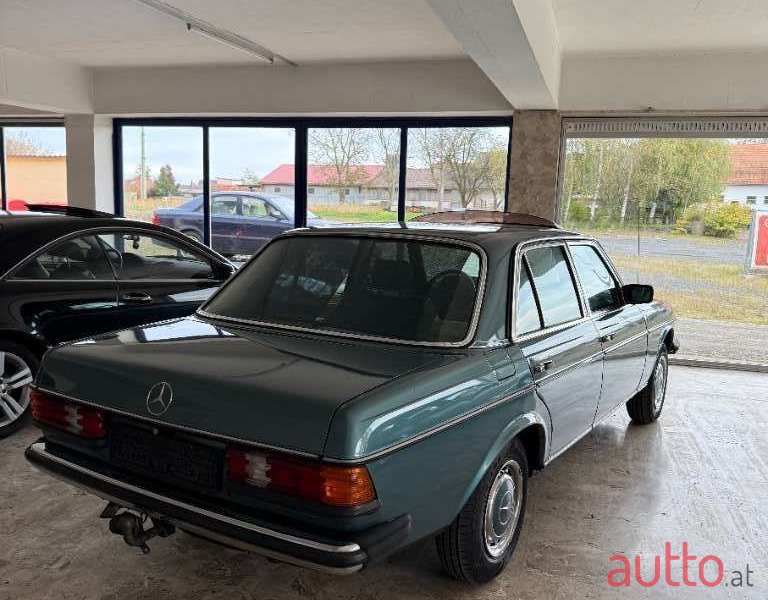 1983' Mercedes-Benz E-Klasse photo #2