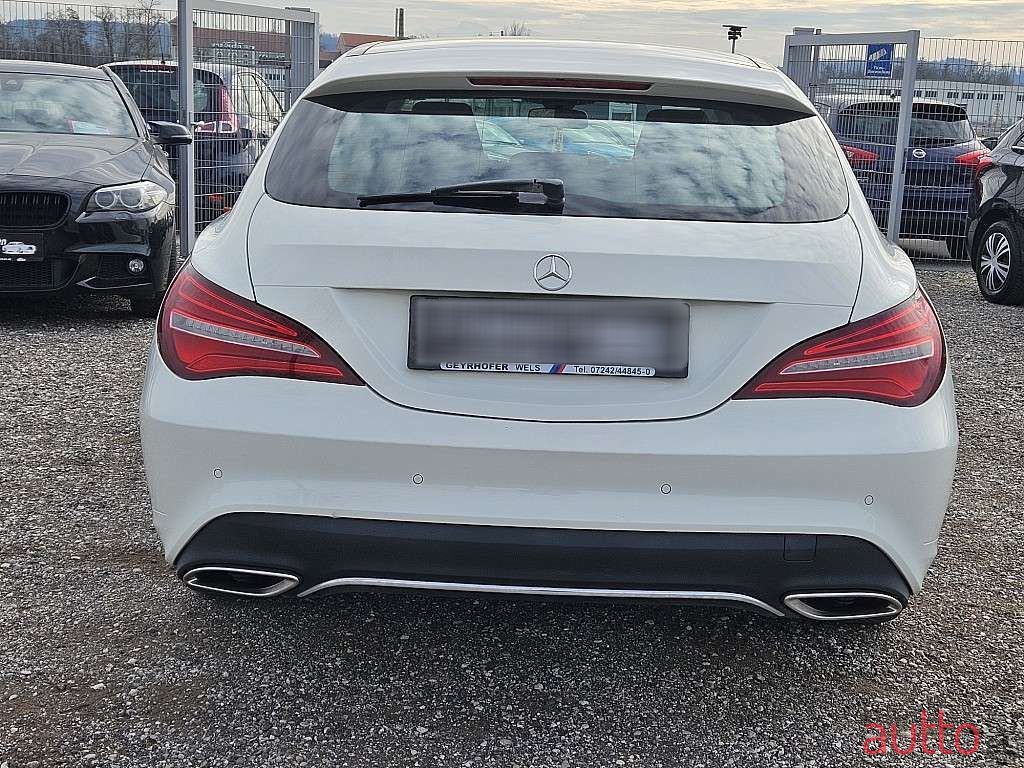 2017' Mercedes-Benz Cla-Klasse photo #3