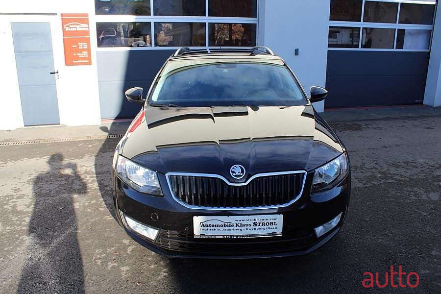 2017' Skoda Octavia photo #2