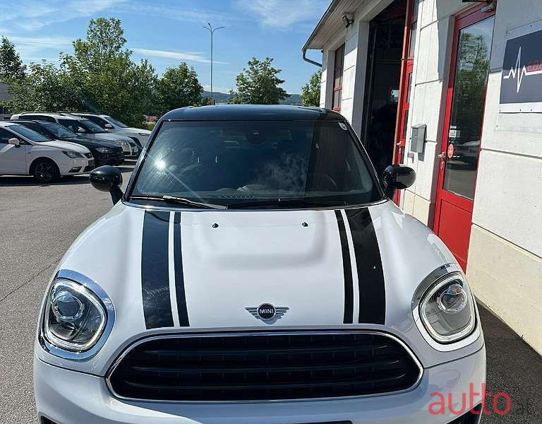 2019' MINI Countryman photo #3