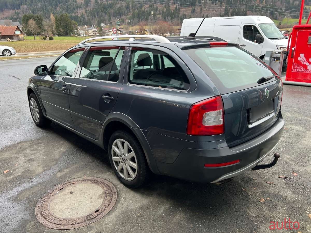 2011' Skoda Octavia photo #4