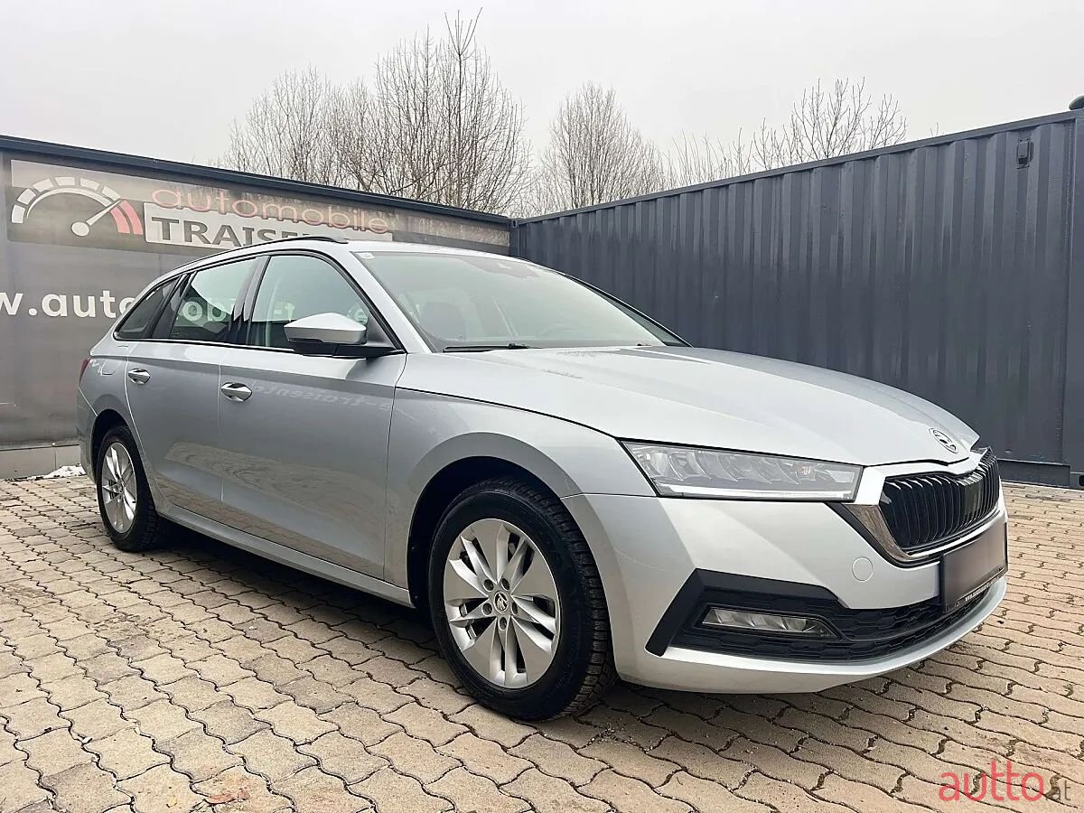 2022' Skoda Octavia photo #3