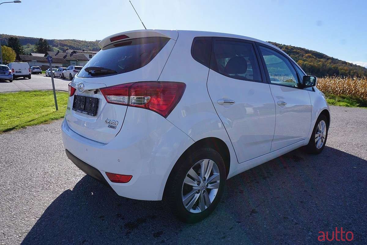 2014' Hyundai ix20 photo #6