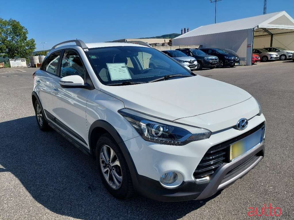 2019' Hyundai i20 photo #3