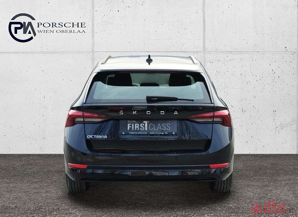2023' Skoda Octavia photo #5