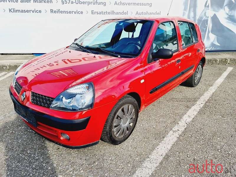 2003' Renault Clio photo #1