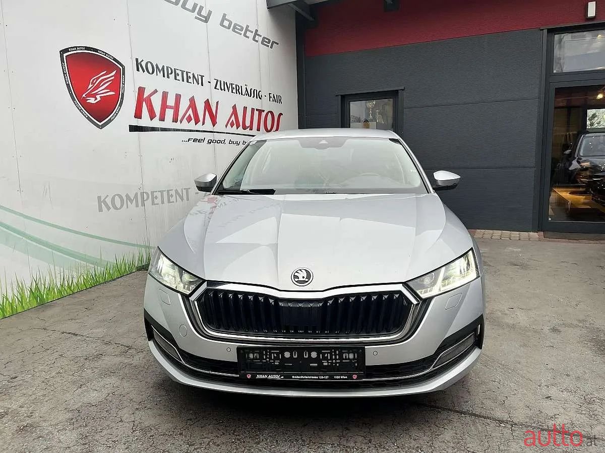 2022' Skoda Octavia photo #2