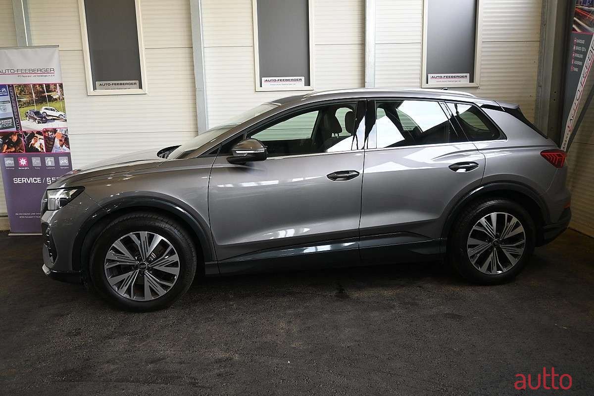 2021' Audi Q4 photo #4