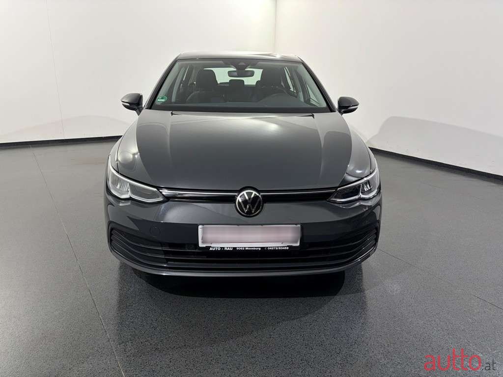 2022' Volkswagen Golf photo #2