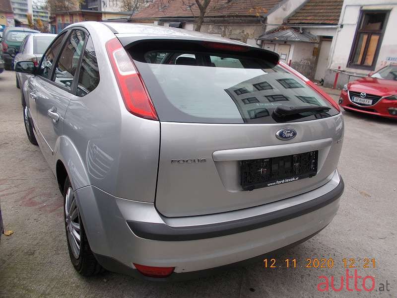 2007' Ford Focus photo #2