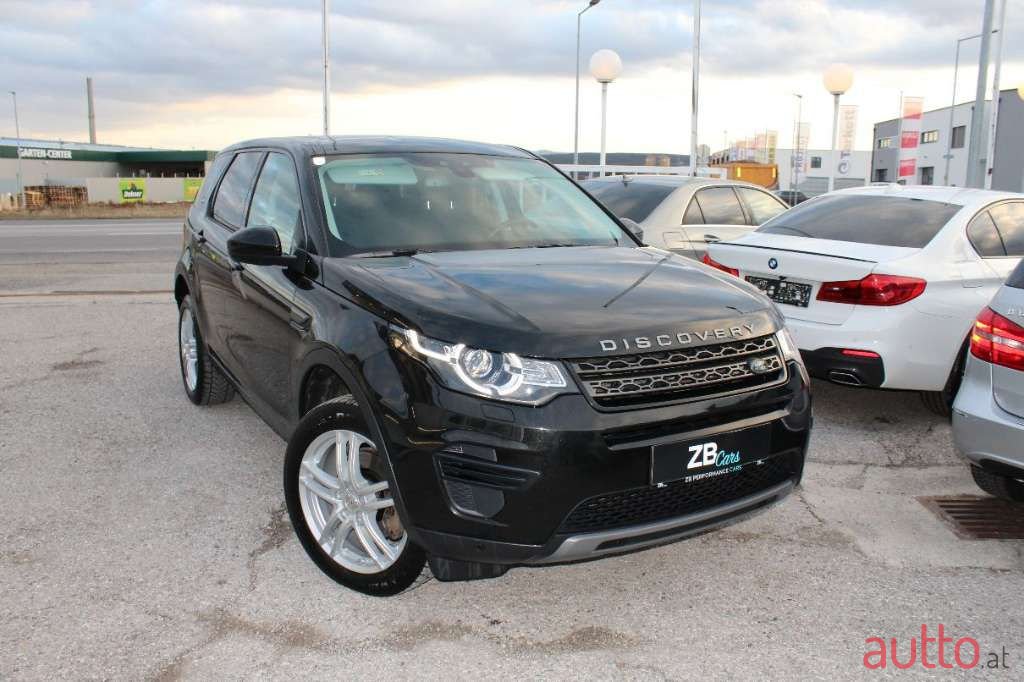 2018' Land Rover Discovery Sport photo #2