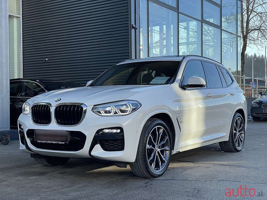 2021' BMW X3 photo #2