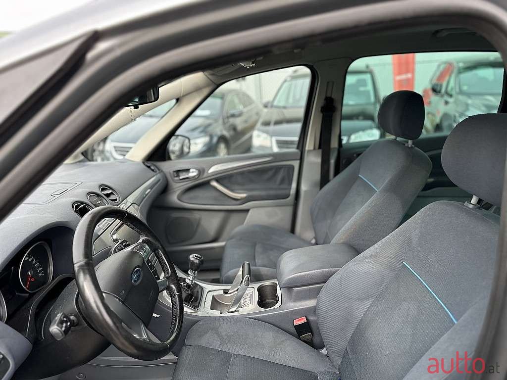 2006' Ford S-Max photo #5