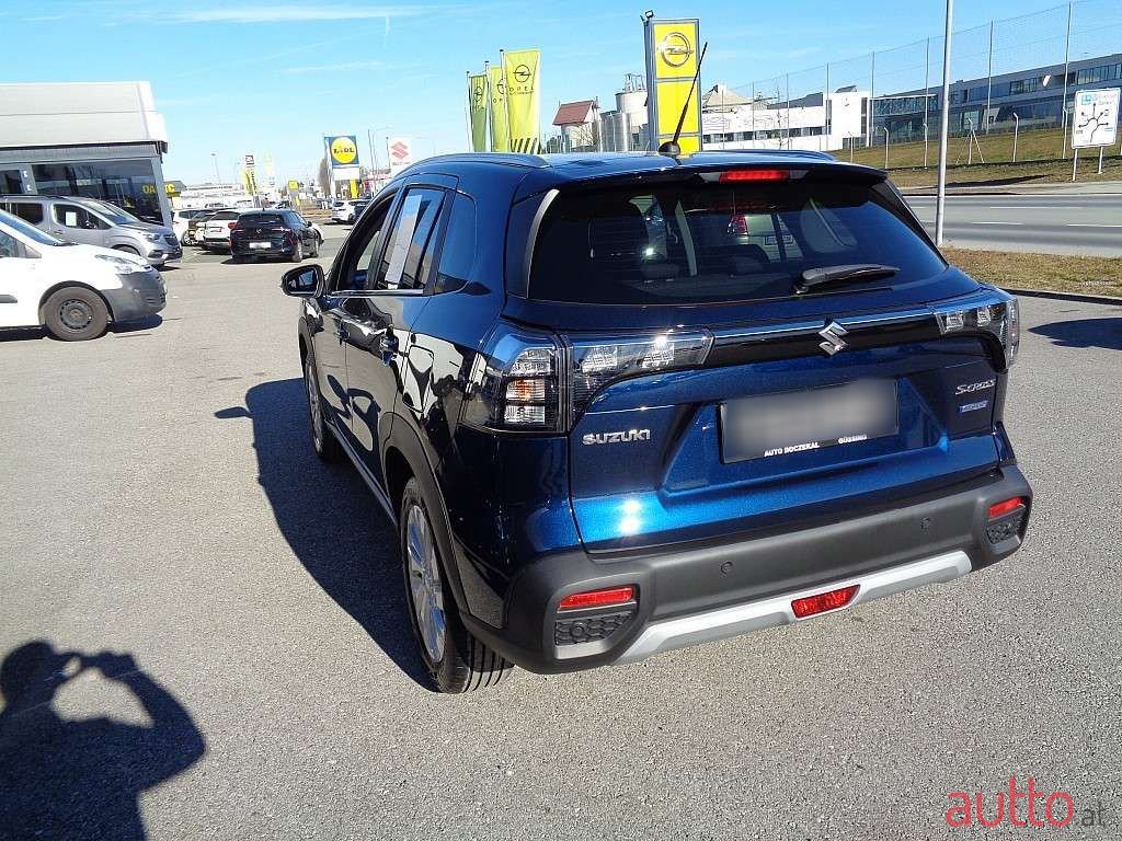 2023' Suzuki S-Cross photo #5