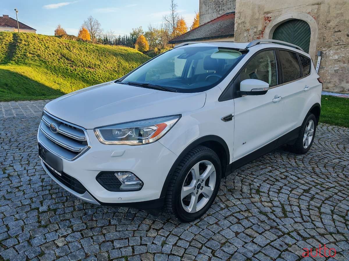 2017' Ford Kuga photo #3