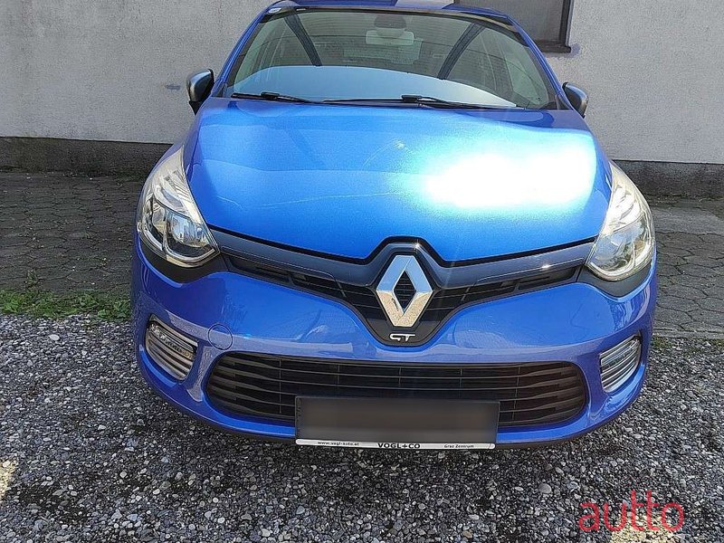 2015' Renault Clio photo #2