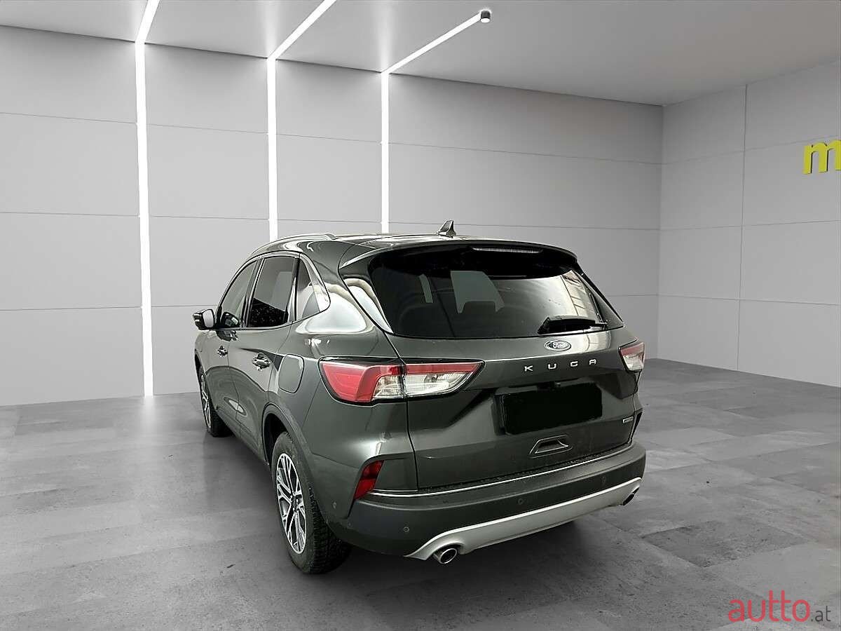 2022' Ford Kuga photo #2