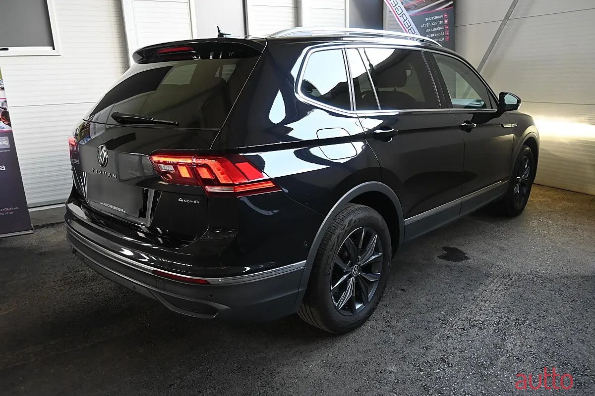 2023' Volkswagen Tiguan photo #4