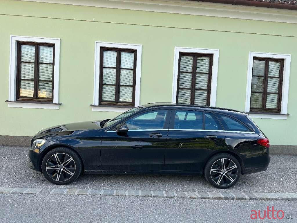 2016' Mercedes-Benz C-Klasse photo #4