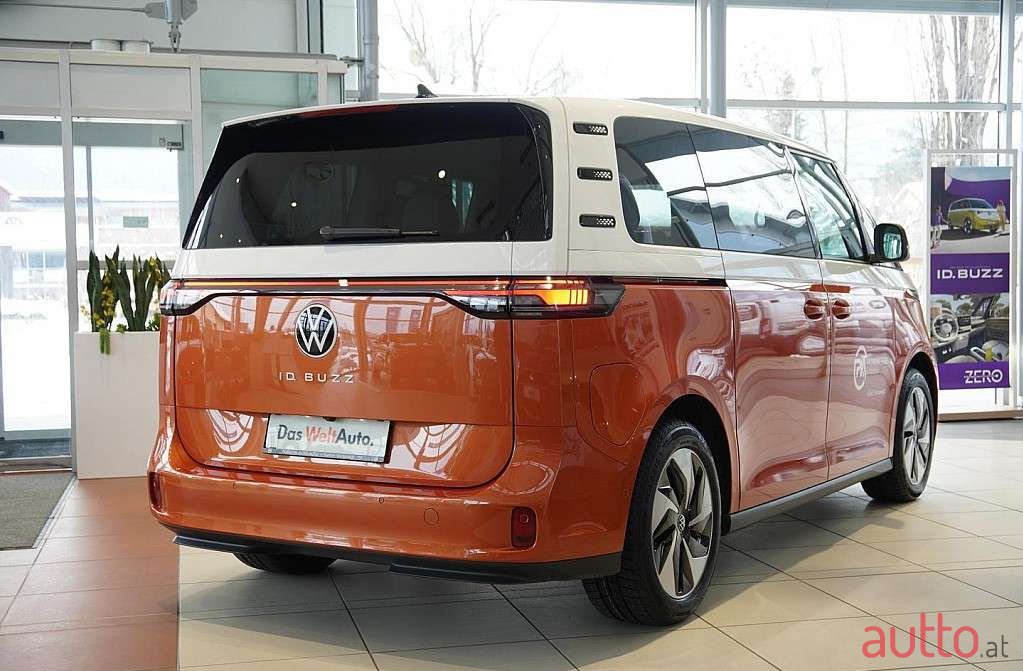 2023' Volkswagen ID. Buzz Pro photo #6