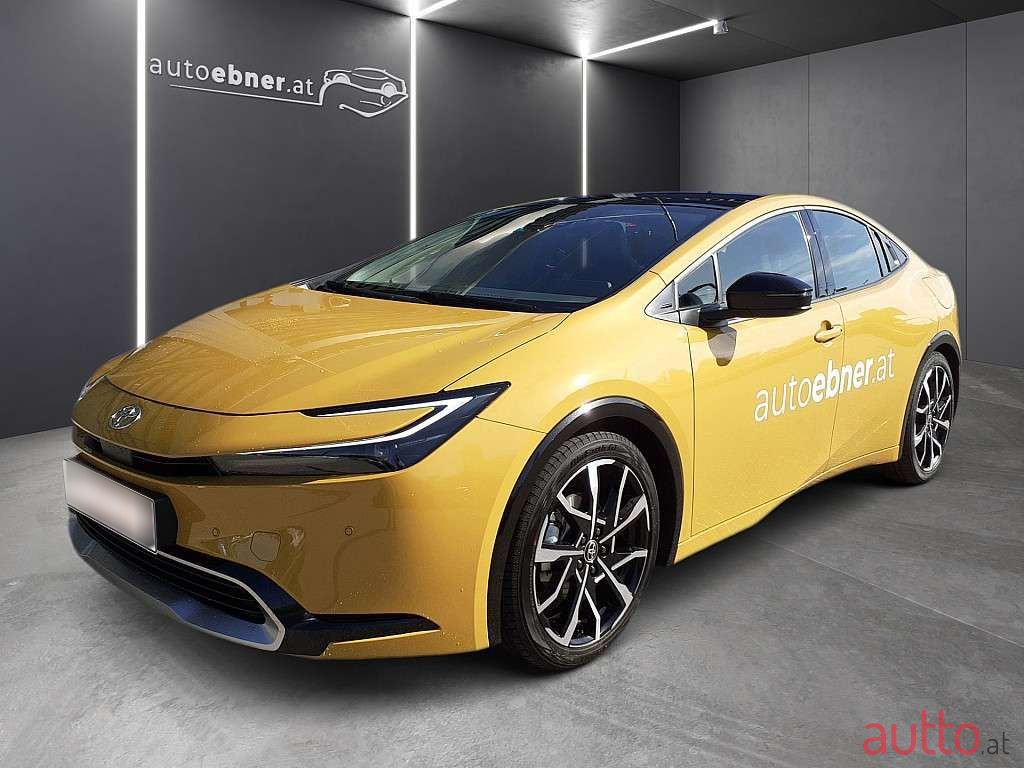 2023' Toyota Prius photo #1