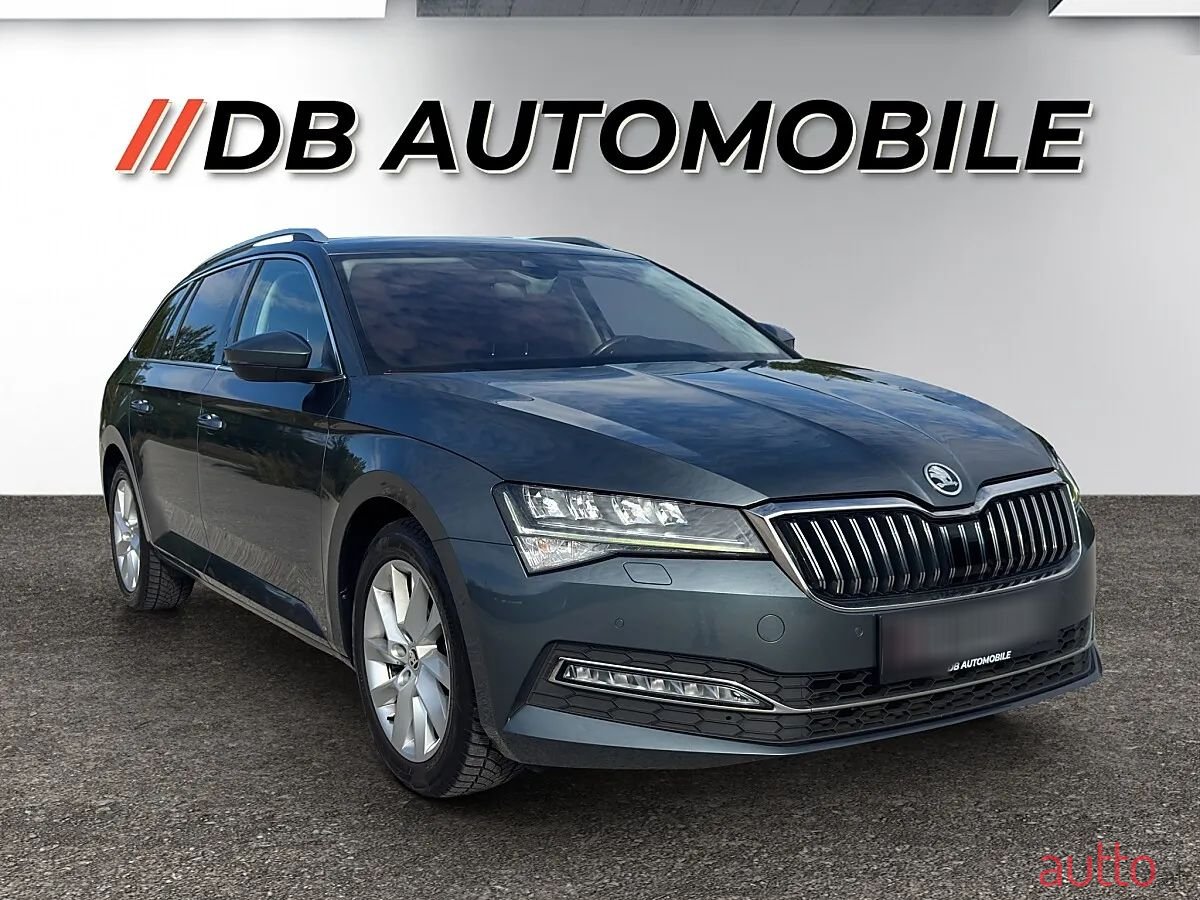 2021' Skoda Superb photo #3