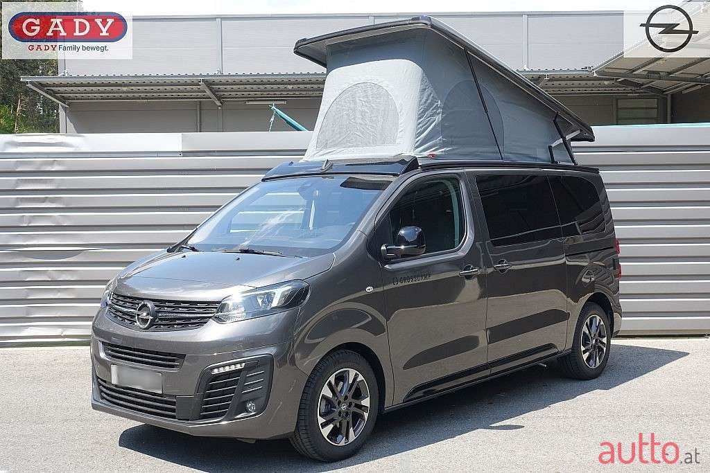 2023' Opel Zafira photo #1