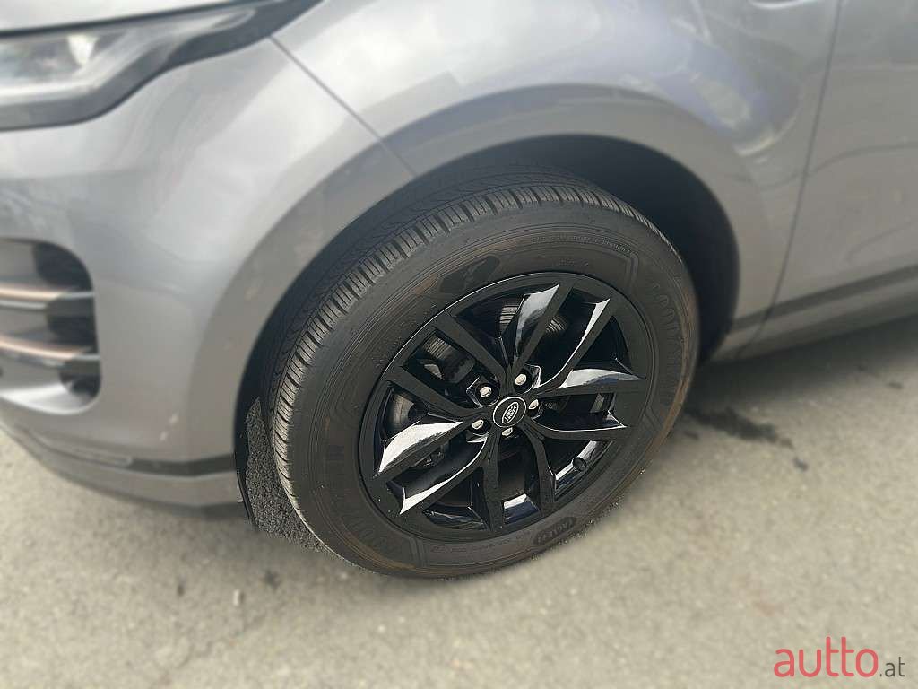 2024' Land Rover Range Rover Evoque photo #4