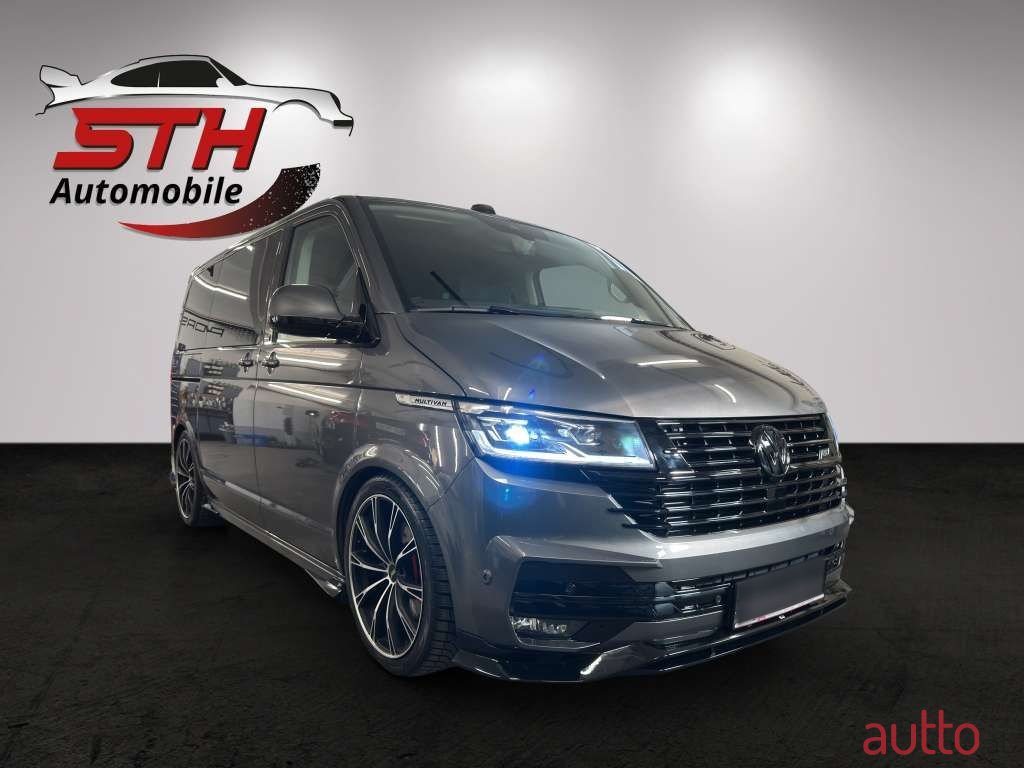 2020' Volkswagen Multivan photo #2