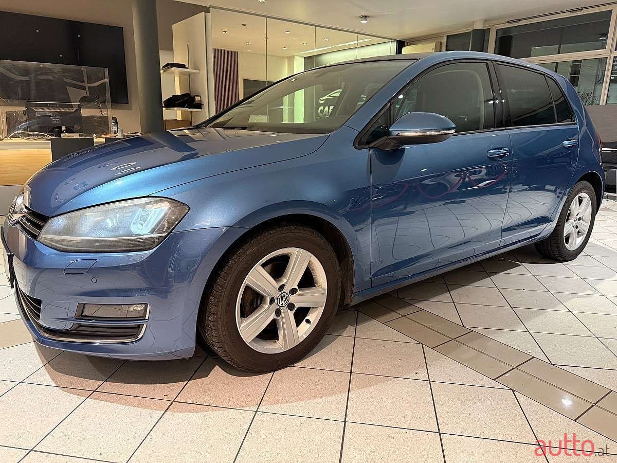 2013' Volkswagen Golf photo #6